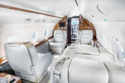 2009 Gulfstream G200: 