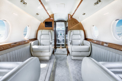 2009 Gulfstream G200: 