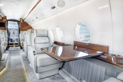 2009 Gulfstream G200: 