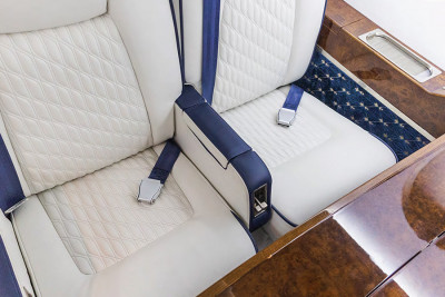 1996 Dassault Falcon 2000: F2000-0030-Interior Seats