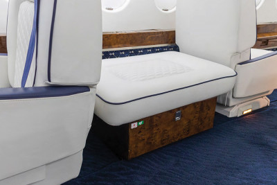 1996 Dassault Falcon 2000: F2000-0030-Interior