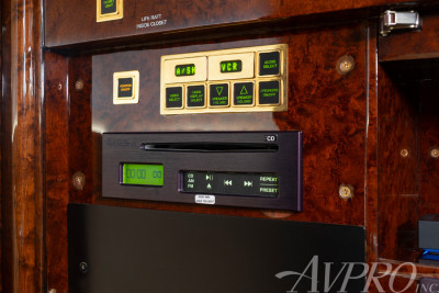 2003 Dassault Falcon 2000: 