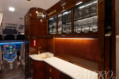 2003 Dassault Falcon 2000: 