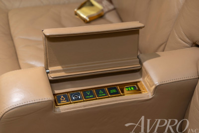 2003 Dassault Falcon 2000: 