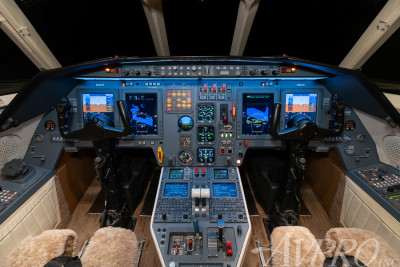 2003 Dassault Falcon 2000: 
