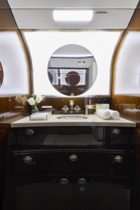 2009 Bombardier Challenger 300: 