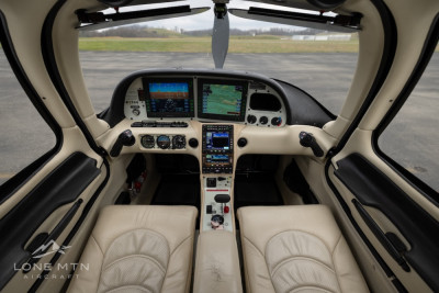 2006 Cirrus SR22TN G2: 