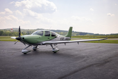 2021 Cirrus SR22 G6 GTS: 