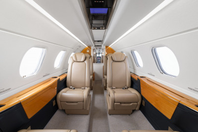 2019 Embraer Phenom 300E: 
