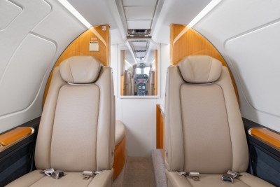 2019 Embraer Phenom 300E: 