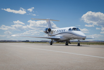 2019 Embraer Phenom 300E: 