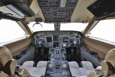 2000 Gulfstream G-V: 