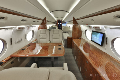 2000 Gulfstream G-V: 