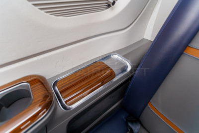 2019 Embraer Phenom 300E: 