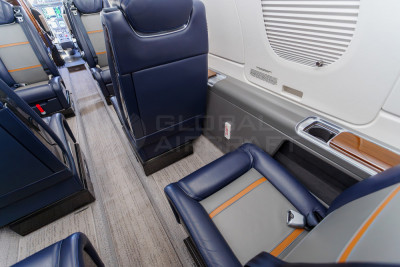 2019 Embraer Phenom 300E: 