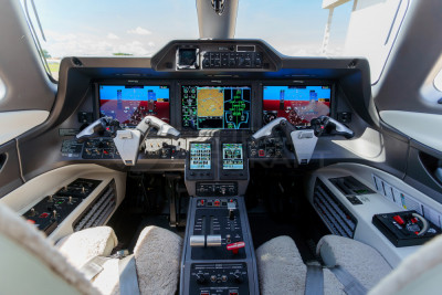 2019 Embraer Phenom 300E: 