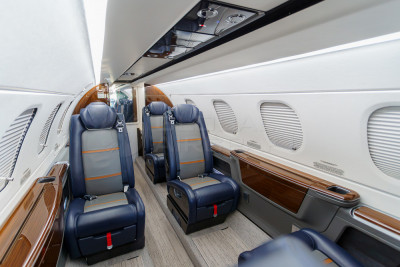 2019 Embraer Phenom 300E: 