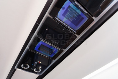 2019 Embraer Phenom 300E: 