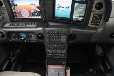 2008 Cirrus SR22 G3 GTS: 