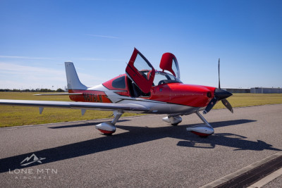 2005 Cirrus SR22 G2: 