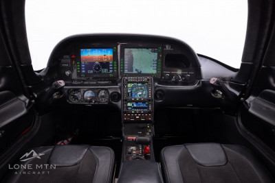2005 Cirrus SR22 G2: 