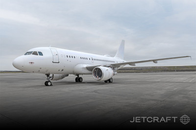 2001 Airbus A319CJ: 