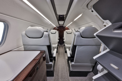 2022 Embraer Phenom 300E: 2022 Embraer Phenom 300E Interior