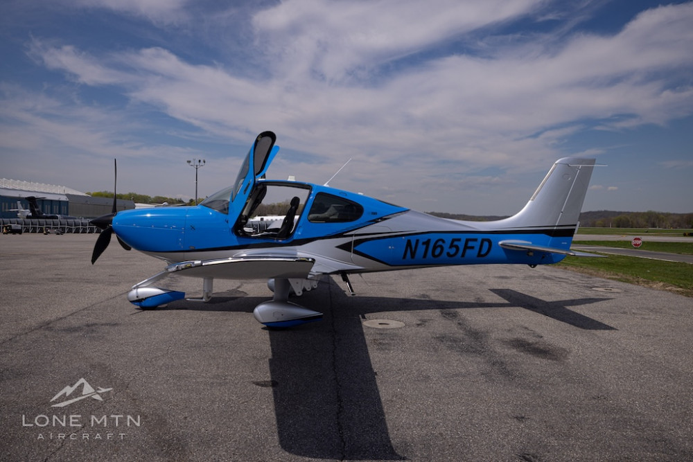 photo of 2025 Cirrus SR22G7 GTS
