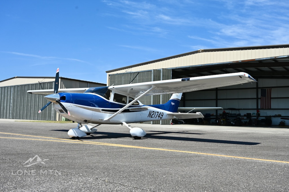 photo of 2004 Cessna 182T Skylane