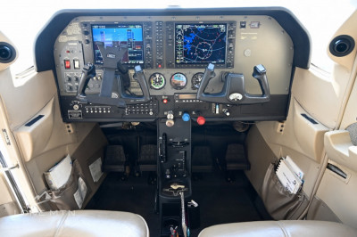 2004 Cessna 182T Skylane: 