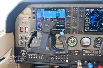 2004 Cessna 182T Skylane: 