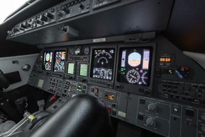 2006 Bombardier Learjet 45XR: 