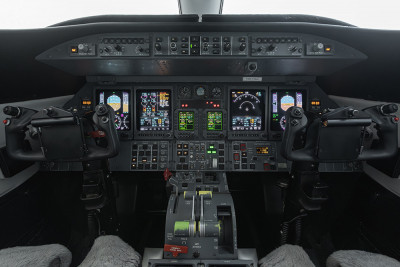 2006 Bombardier Learjet 45XR: 