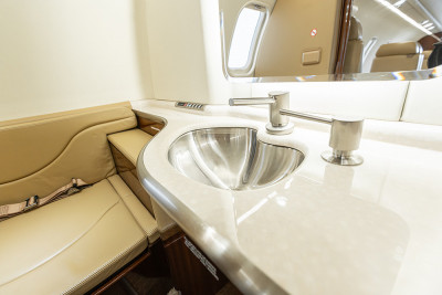 2006 Bombardier Learjet 45XR: 