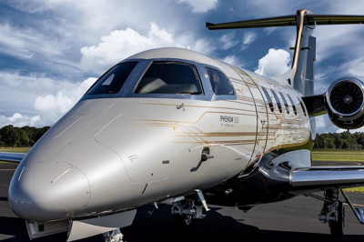 2021 Embraer Phenom 300E: 