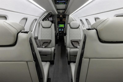 2021 Embraer Phenom 300E: 
