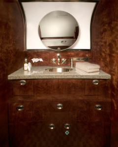 2011 Bombardier Challenger 300: 