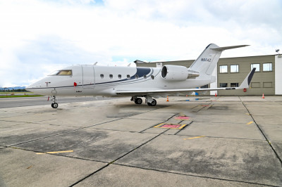 2001 Bombardier Challenger 604: 