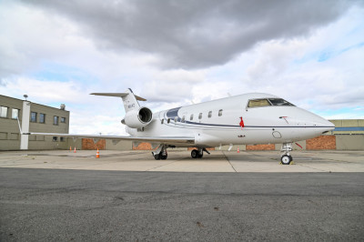 2001 Bombardier Challenger 604: 