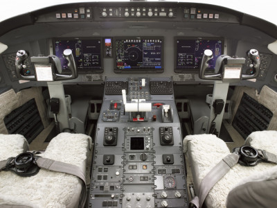 2001 Bombardier Challenger 604: 