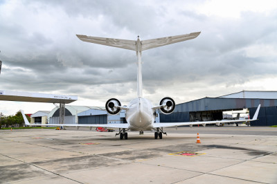 2001 Bombardier Challenger 604: 