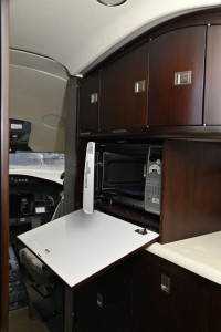 2001 Bombardier Challenger 604: 