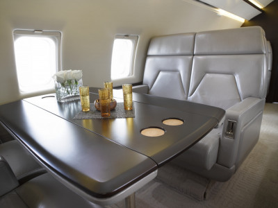 2001 Bombardier Challenger 604: 