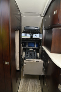 2001 Bombardier Challenger 604: 
