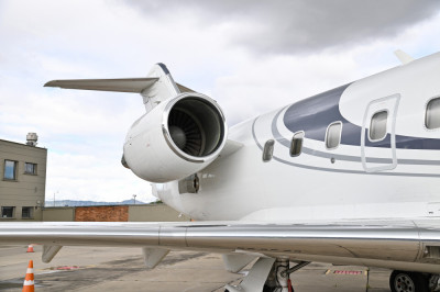 2001 Bombardier Challenger 604: 