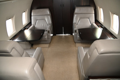 2001 Bombardier Challenger 604: 