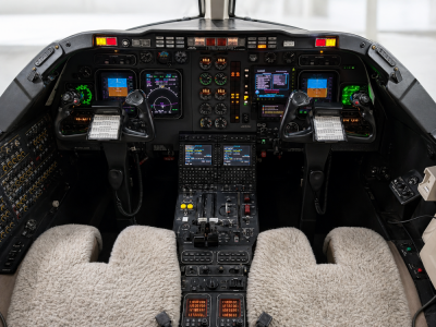 2008 Hawker 400XP: 