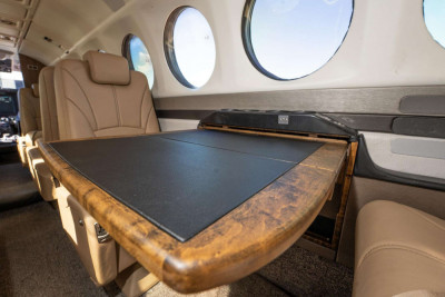 1998 Beechcraft King Air 350: 