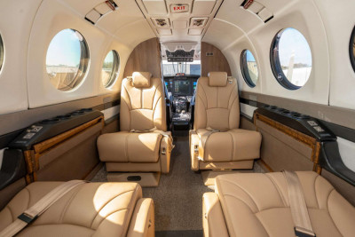 1998 Beechcraft King Air 350: 