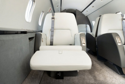 2006 Bombardier Challenger 300: 